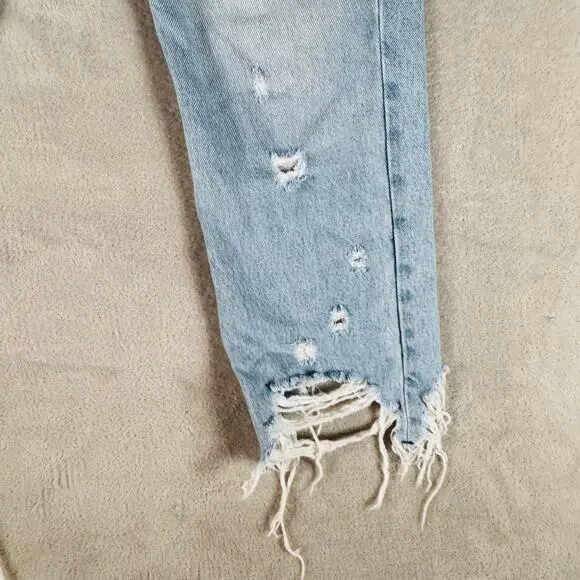 Abercrombie & Fitch Jeans Womens 28/6 Light Wash Blue Denim Distressed Mom Jean - Picture 5 of 12